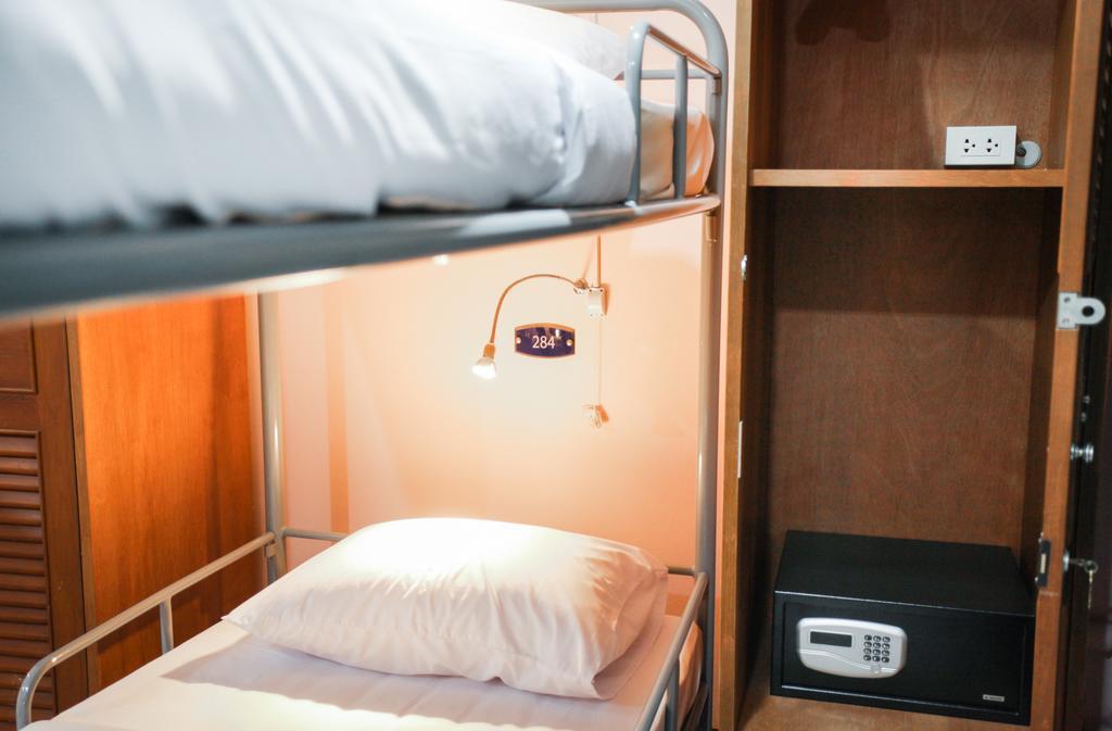 Hostel 8 Sukhumvit Soi 8 Bangkok Pokój zdjęcie